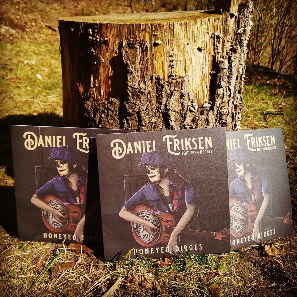 7" Vinyl Combo. "Honeyed Dirges", "In With The Surge" og "Fire The Clay"