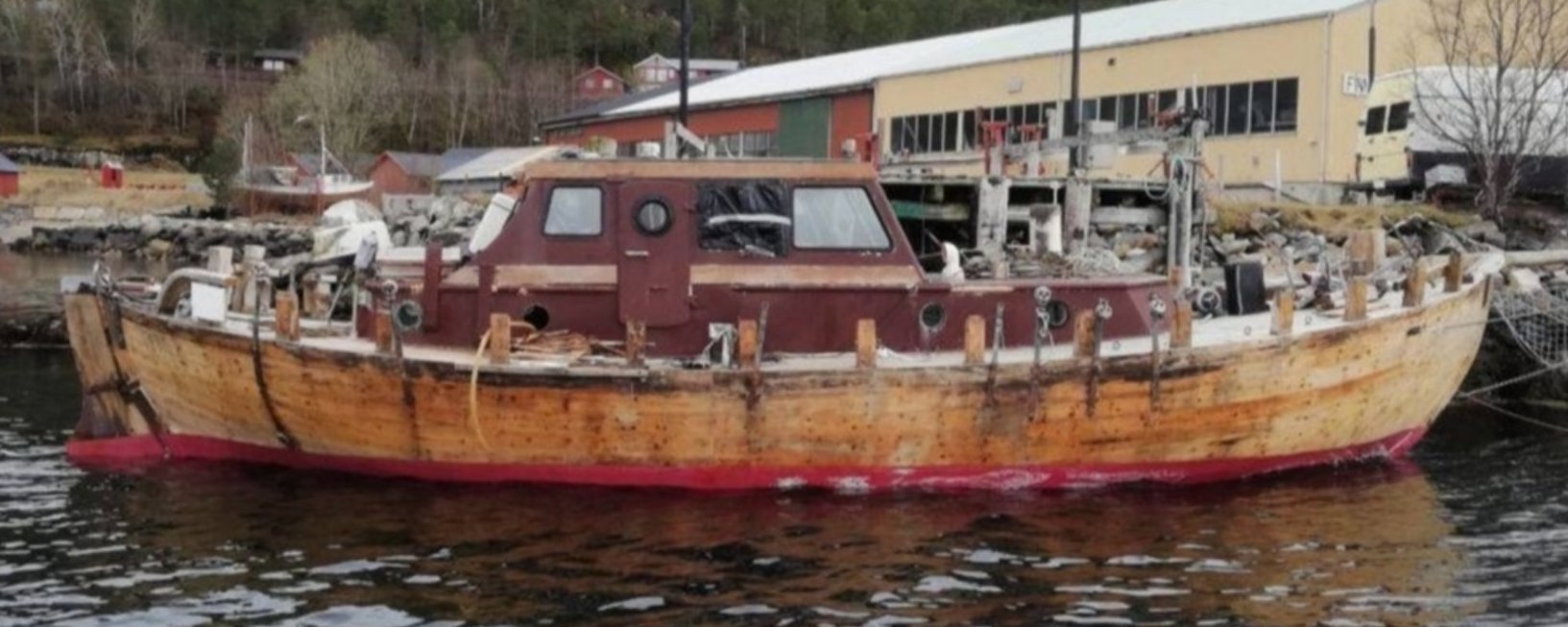 Prosjektbilde for Penger til nytt flott dekke til Vena Mona!! 😀👍⛵