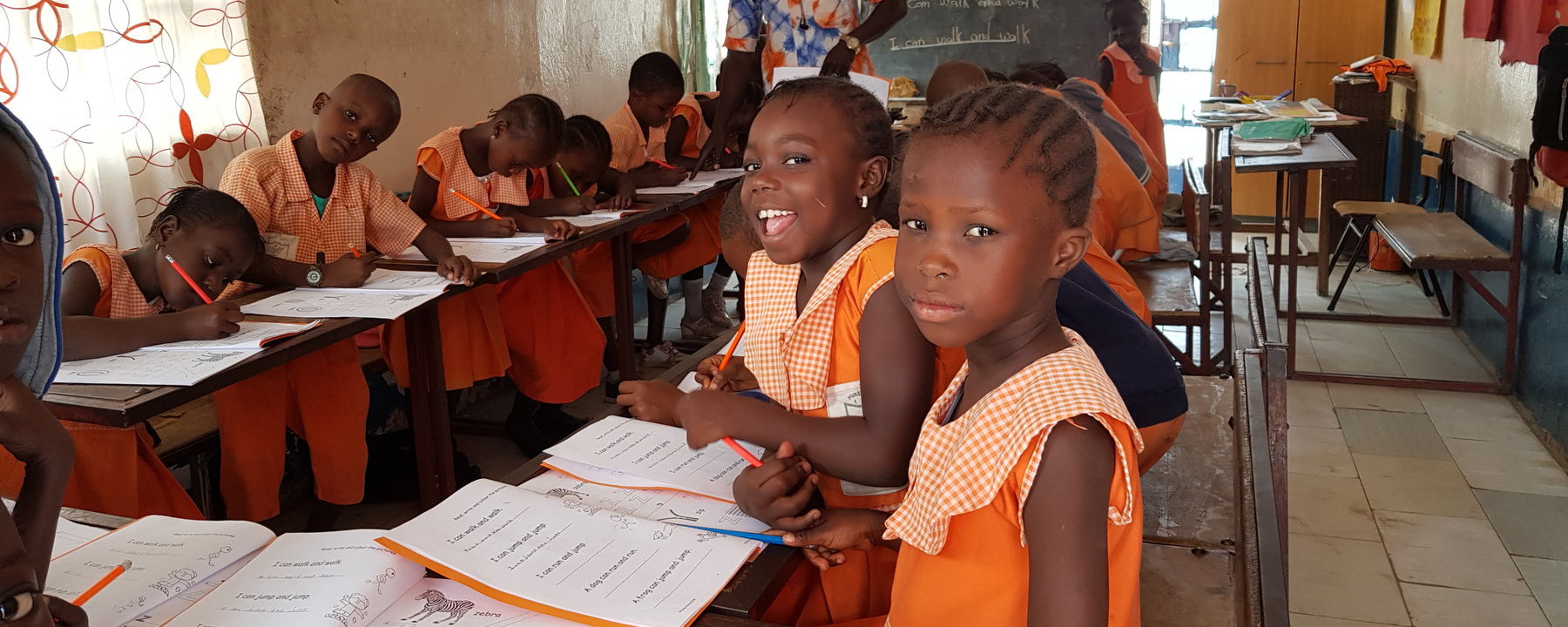 Prosjektbilde for Innsamling til sending av container til Rex Nursery School Gambia