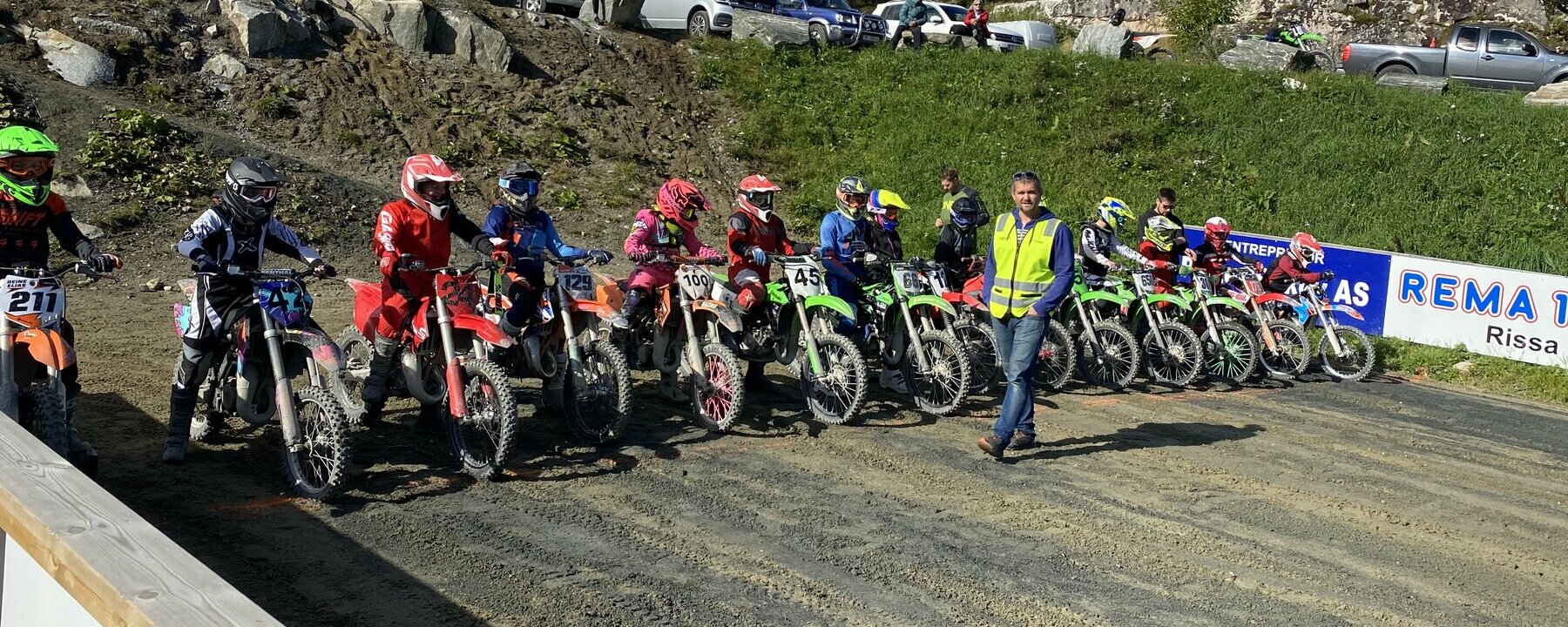 Prosjektbilde for Hjelp Fosen Motorklubb med å skaffe flere utlåns-crossere til barn og unge! :-)