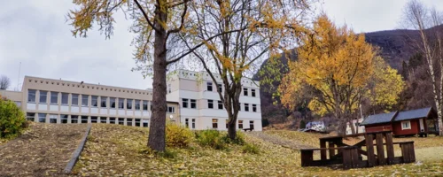 Prosjektbilde for Grov skoles Omvendt Julekalender til SOS-barnebyer 