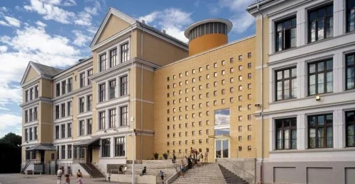 Prosjektbilde for OSLO KAMPEN SKOLE  – La barn leve i fred – TV-aksjonen - Redd barna 