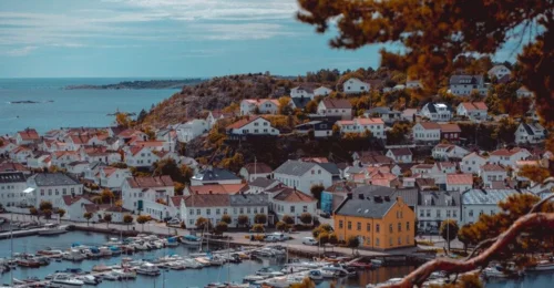 Prosjektbilde for Årets Tv-innsamling går til «Redd barna». Denne spleis er på vegne av alle lokalpolitikere i Risør. 