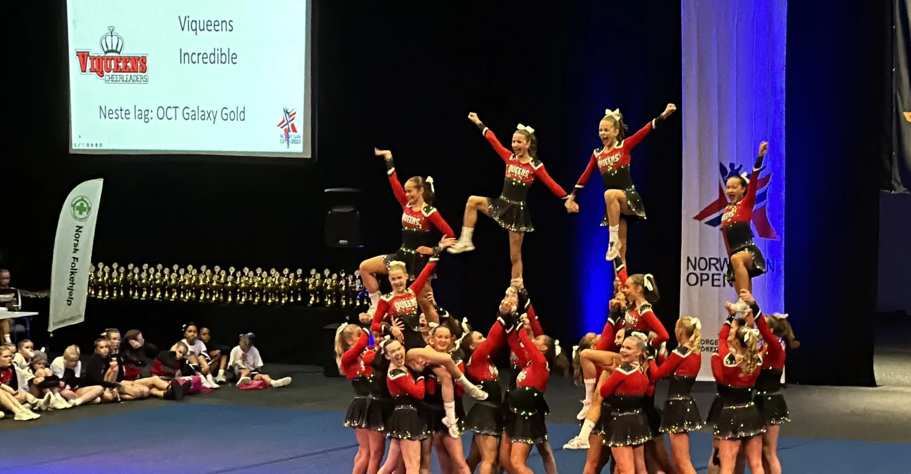Nora Maries landslagsreise i cheerleading | Spleis fra SpareBank 1