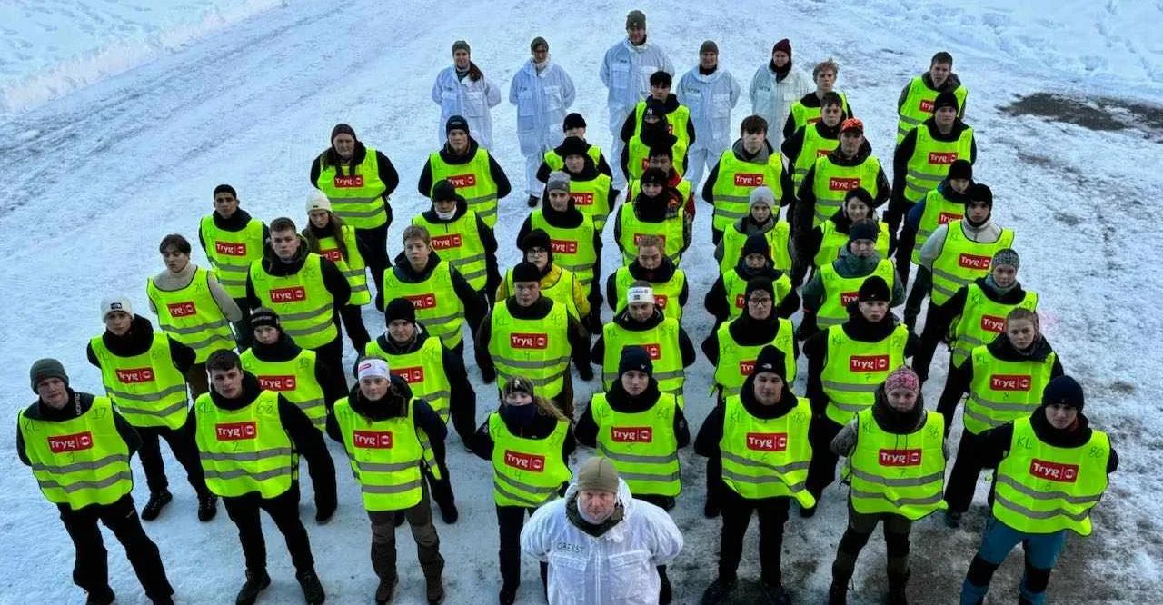 Klassetur 10 klasse Kolvereid Skole Spleis Fra SpareBank 1 klassetur-10-klasse-kolvereid-skole-spleis-fra-sparebank-1