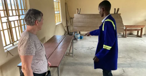 Prosjektbilde for Liten elektro-lab i Uganda