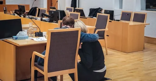 Prosjektbilde for Babyforbyttingssaken: Støtt Karen Dokken sin kamp for rettferdighet.