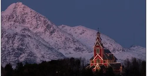 Prosjektbilde for ORGELREHABILITERING BUKSNES KIRKE