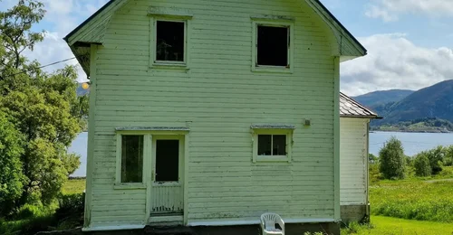 Prosjektbilde for Hjelp oss å holde huset til Selja klostergård i live!