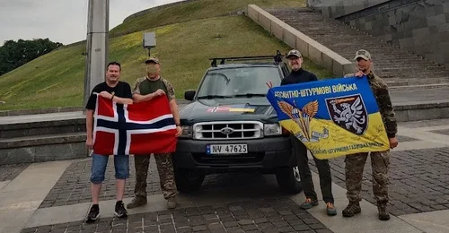 Prosjektbilde for Bil til Ukrainske styrker